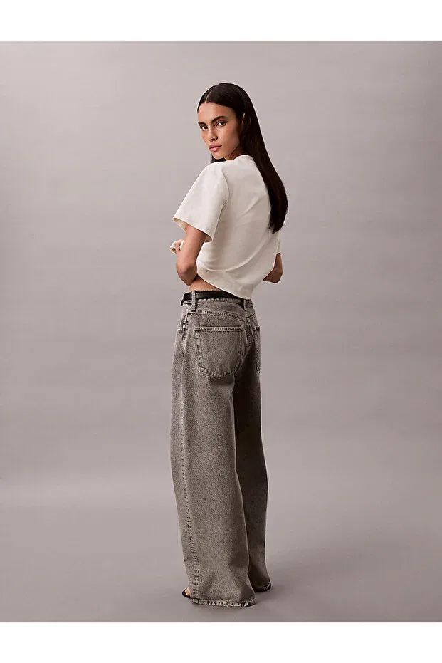 Женская хлопковая футболка с принтом Calvin Klein, Stone Color — фото 4