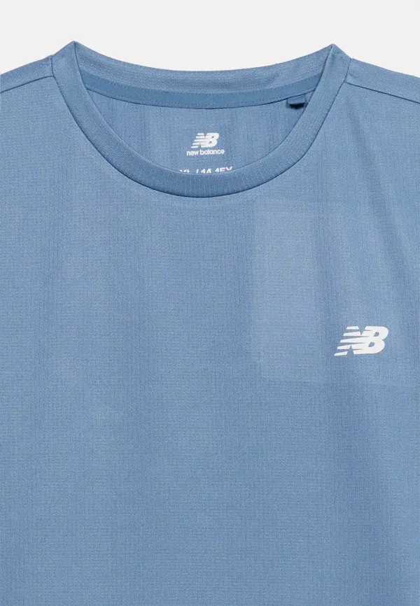 Футболка из полиэстера Athletic tee unisex New Basic, heron blue New Balance, синий — фото 3