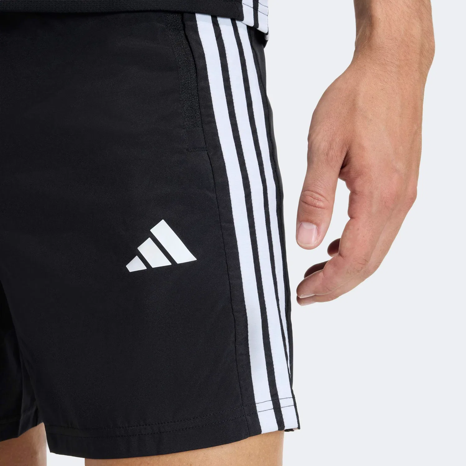 Мужские шорты с технологией Climacool Adidas Performance, Black/White — фото 4