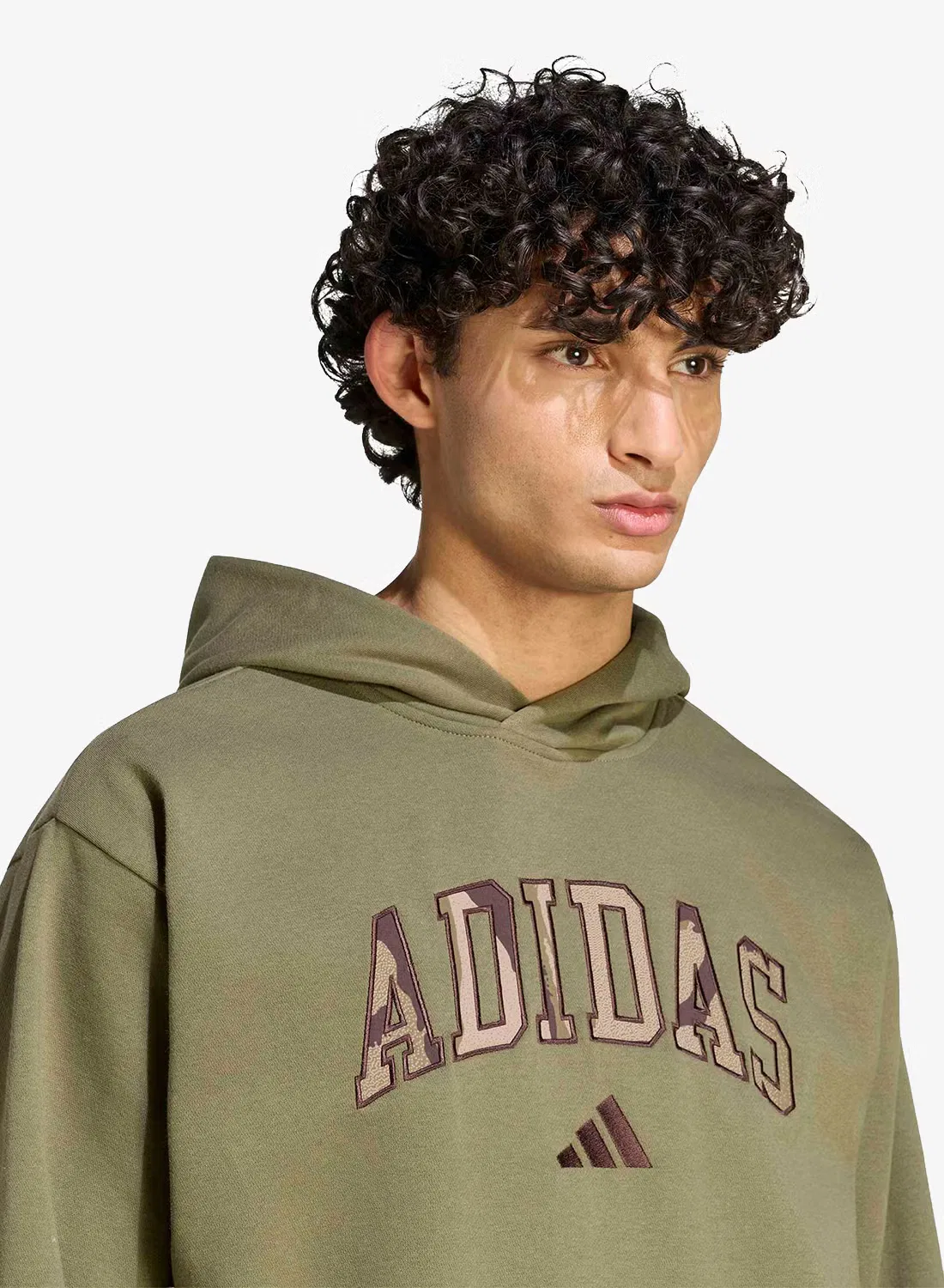 Худи с принтом камуфляж Seasonal Essentials Camo Adidas, оливковый — фото 3