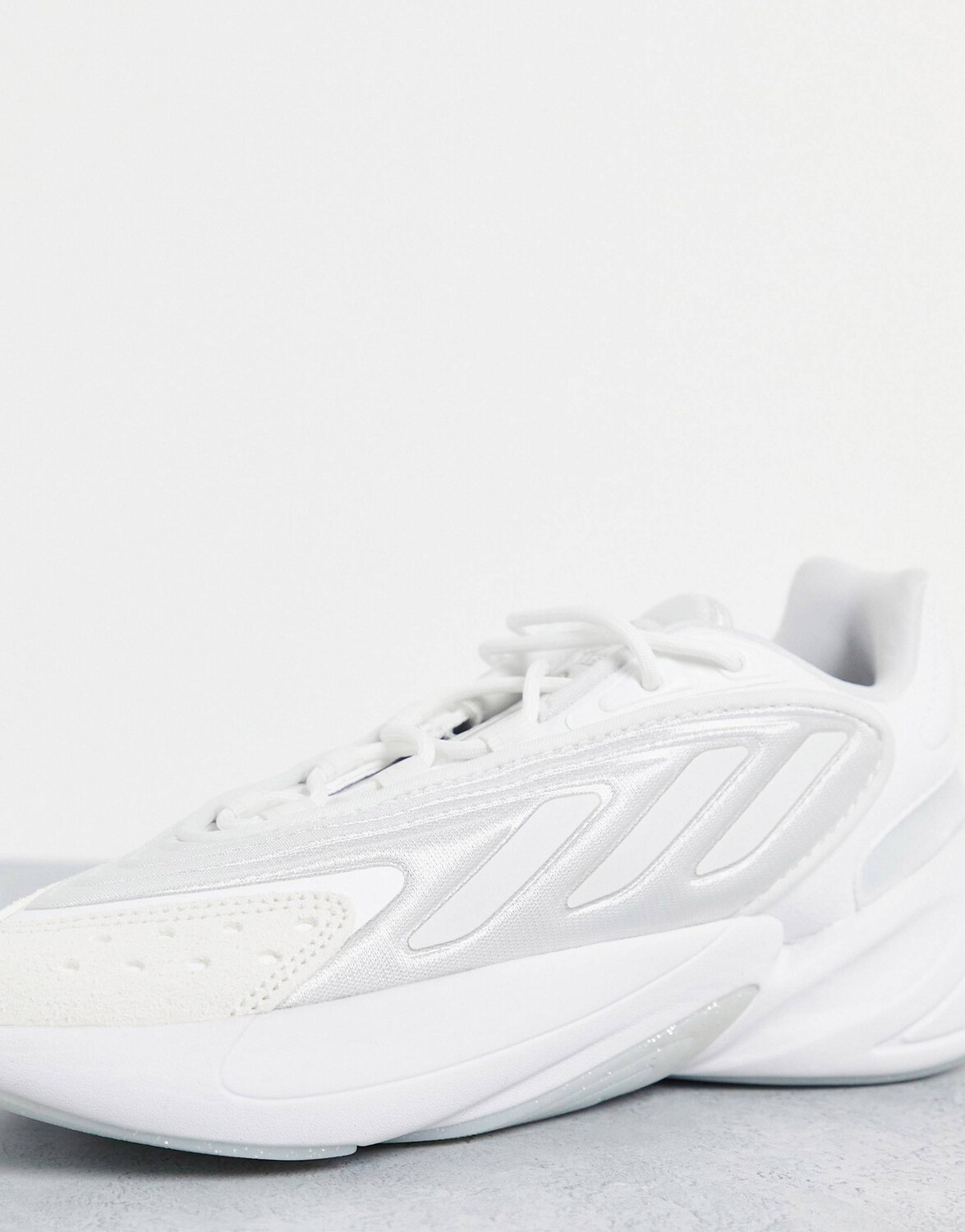 Женские кроссовки Adidas Originals Ozelia, белый — фото 3