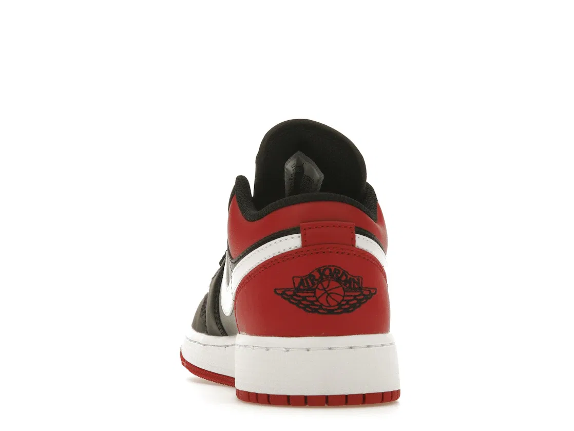 Детские кроссовки с кожаным верхом Jordan 1 Low Alternate Bred Toe (GS) Jordan, Black/White/Gym Red — фото 4