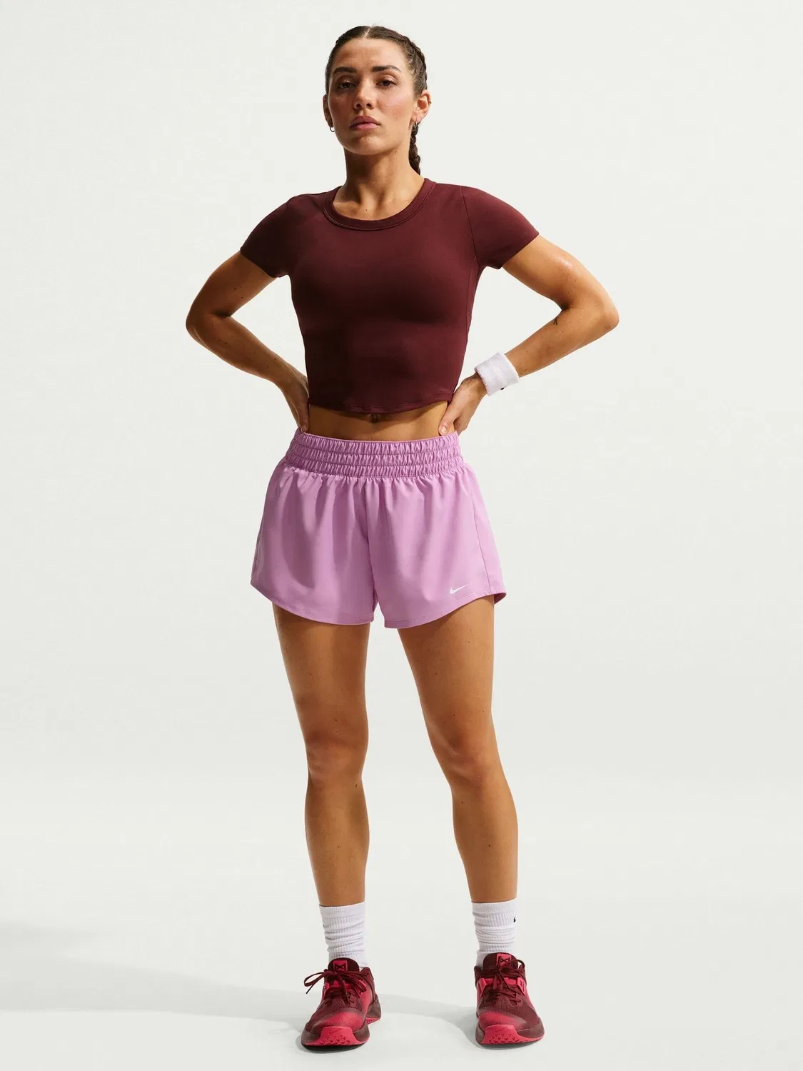 Шорты Nike Magenta Pink One Dri-FIT со средней посадкой, 3 дюйма, на подкладке