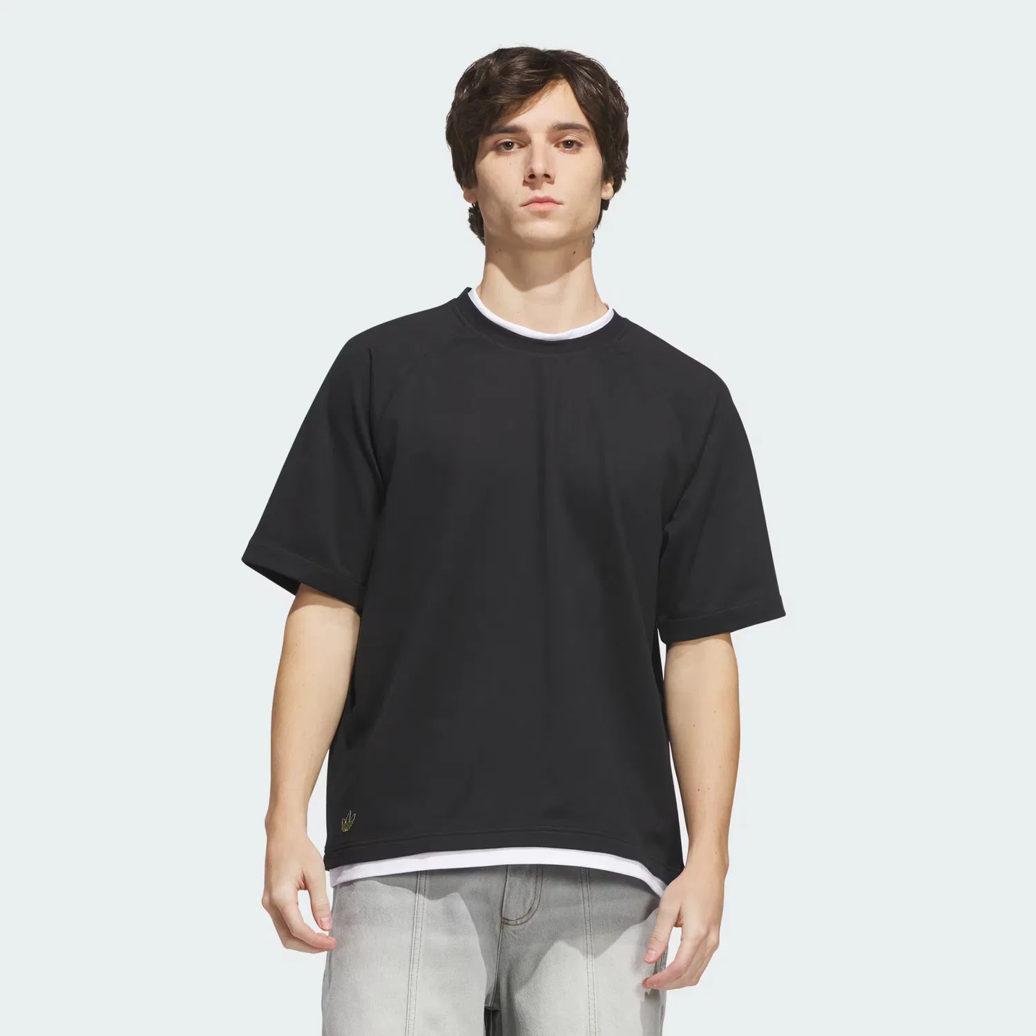 Футболка свободного кроя Skateboarding x Tyshawn Premium Tee Adidas Originals, черно-белый — фото 3