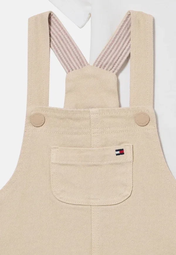 Комплект из футболки и шорт с завязкой Tommy Hilfiger, бежевый — фото 4