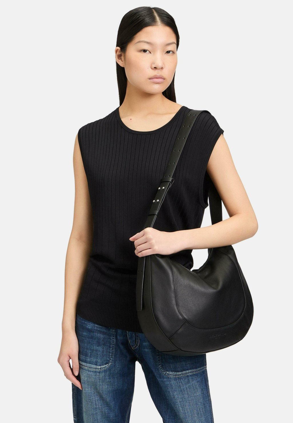 

Сумка ALMA HOBO M GERÄUMIGE Liebeskind Berlin, черный