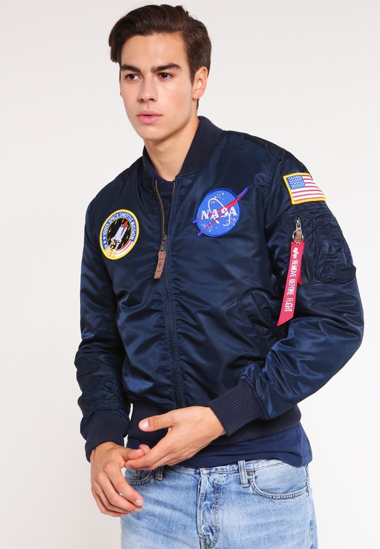 

Куртка-бомбер Alpha Industries NASA, цвет Replica Blue, Синий, Куртка-бомбер Alpha Industries NASA, цвет Replica Blue