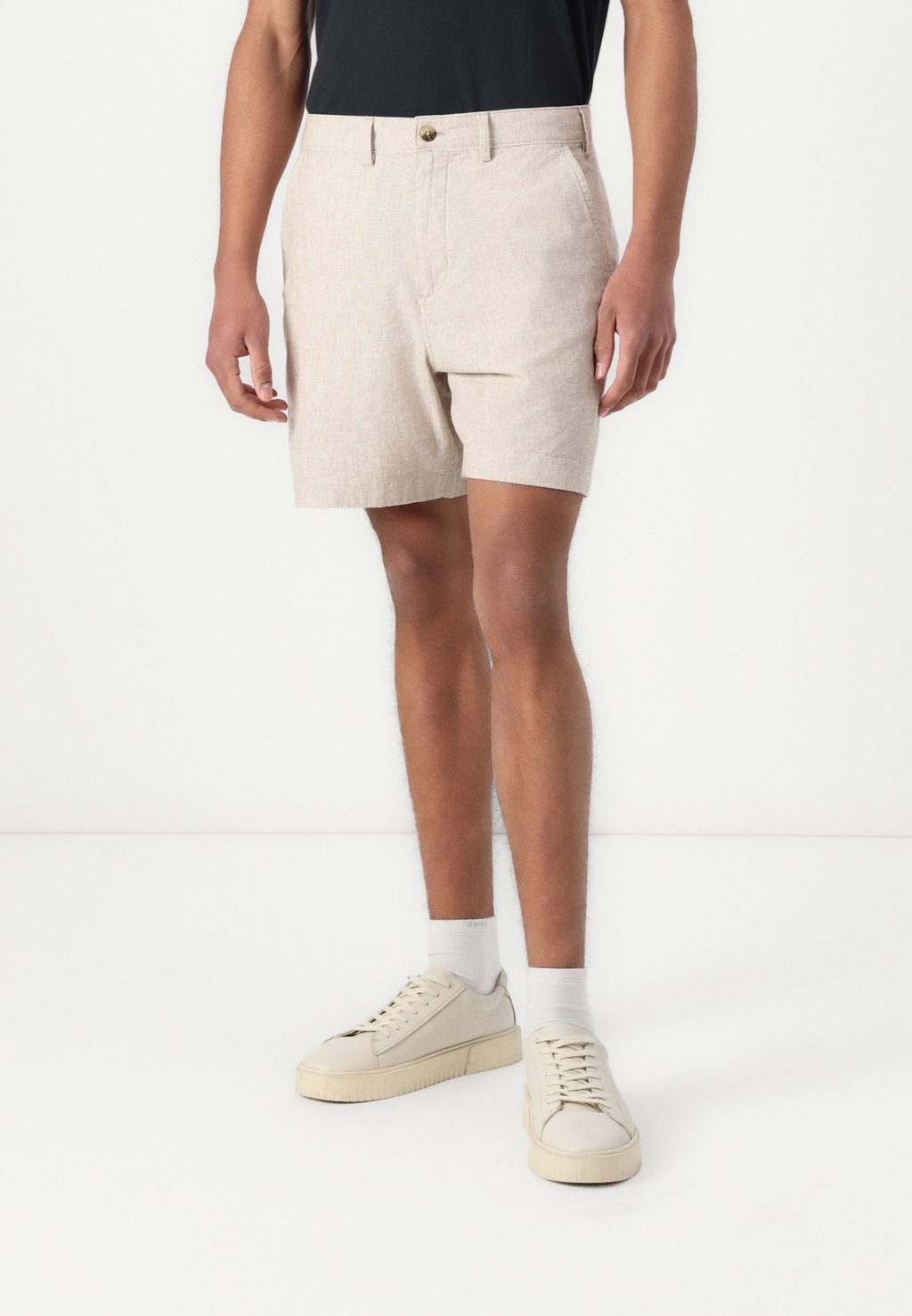 

Шорты Abercrombie & Fitch, White