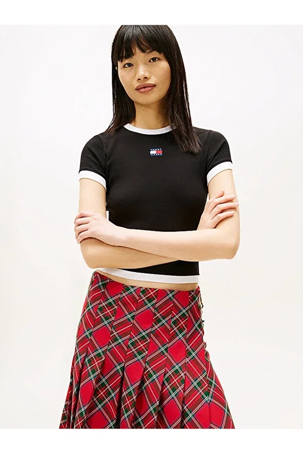 Женская футболка с принтом TJW Slim Sh Badge SS Rib Ext Tommy Hilfiger, Black