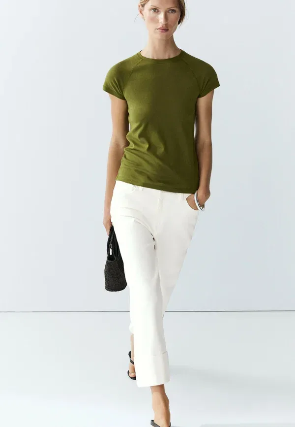 Футболка хлопковая Basic T-shirt Massimo Dutti, khaki, хаки — фото 3