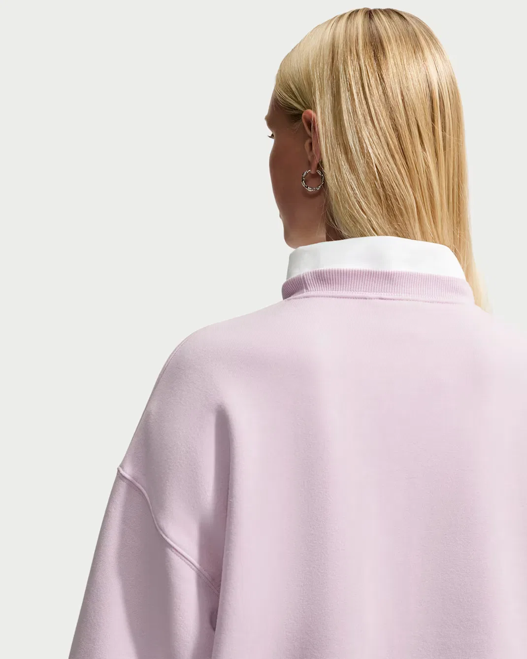 Женская футболка оверсайз с рельефным рисунком Nike Studio Fleece Medium Weight "Graphic Pack", Bleached Lilac/Bleached Lilac — фото 2