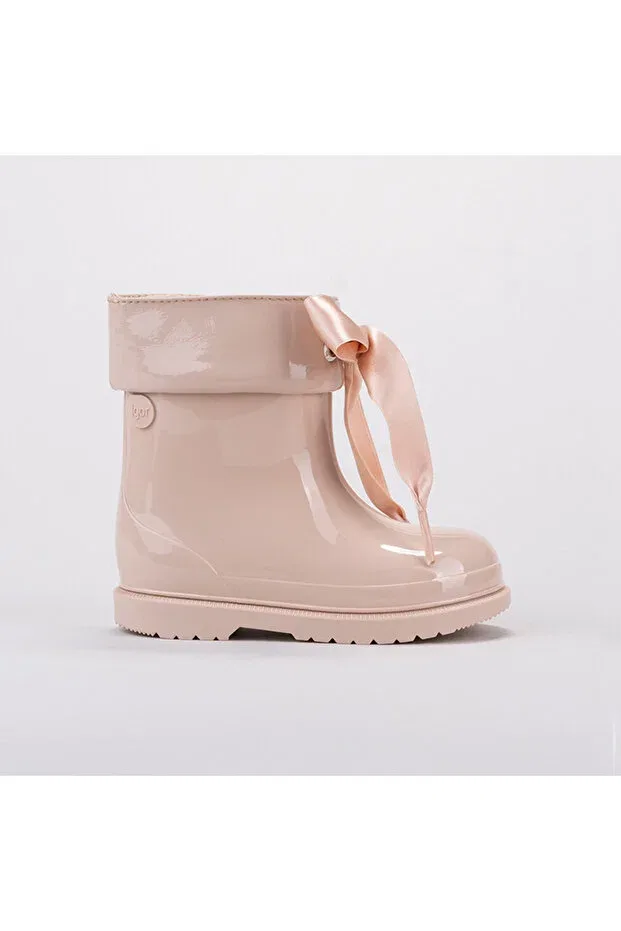 Детские ботинки для девочек на шнуровке Igor, Beige