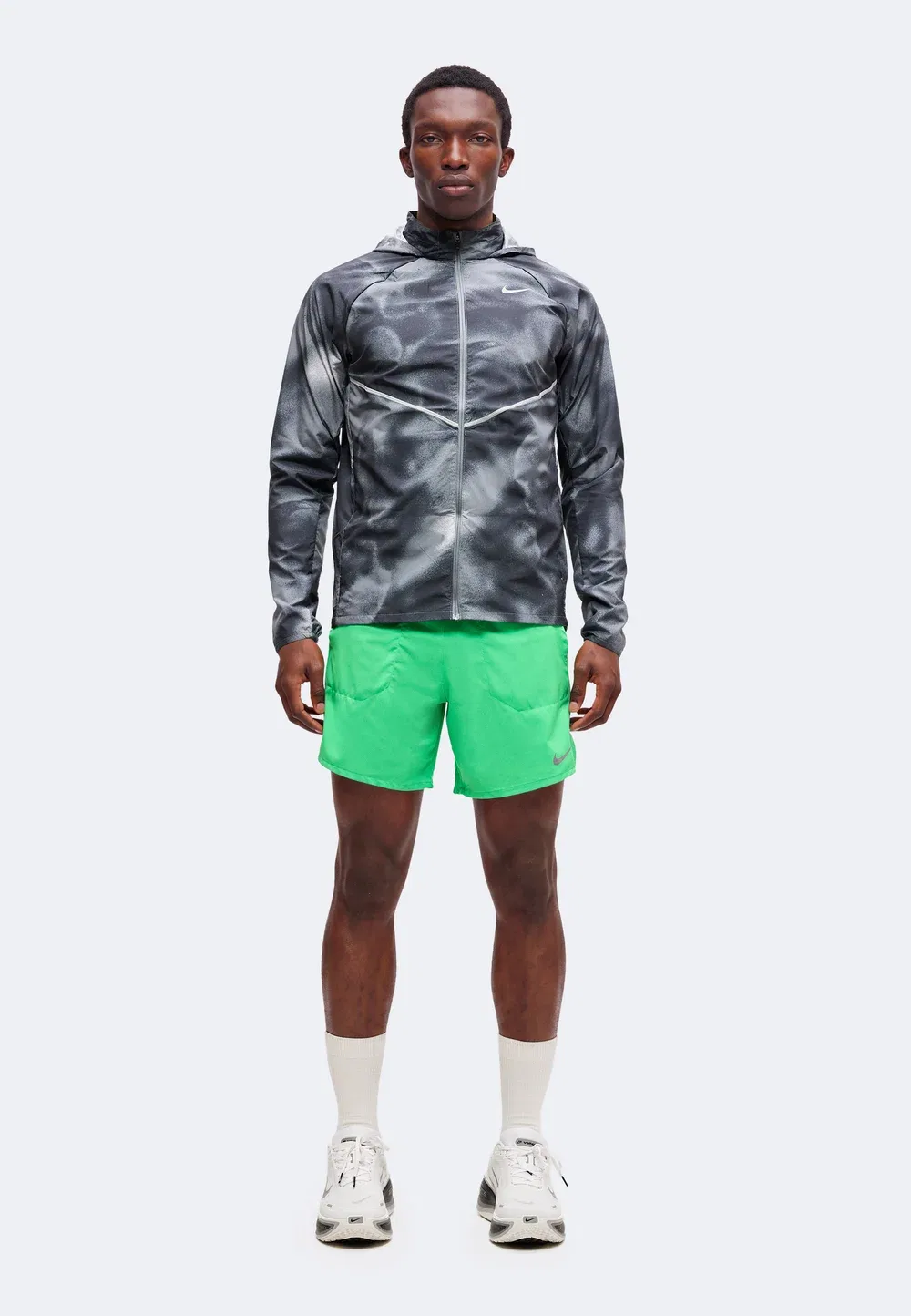 Ветровка Miler Nike Performance, Black/Smoke Grey — фото 2