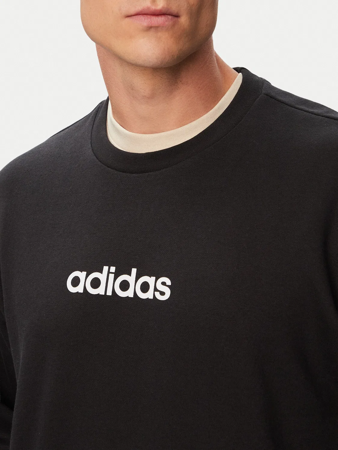 Мужская толстовка стандартного кроя Essentials Linear Fleece Adidas, черный — фото 4