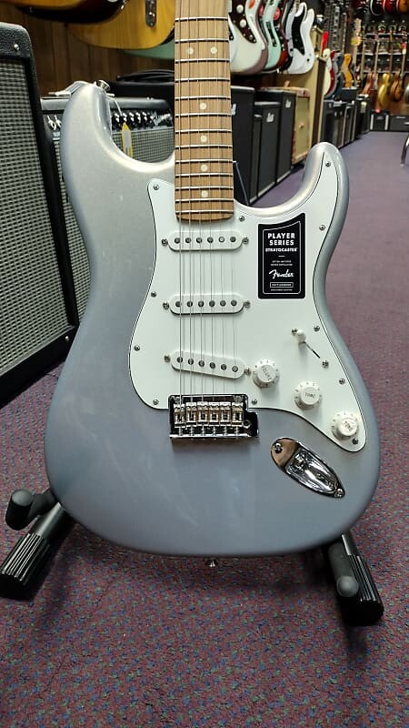 

Fender Player Stratocaster