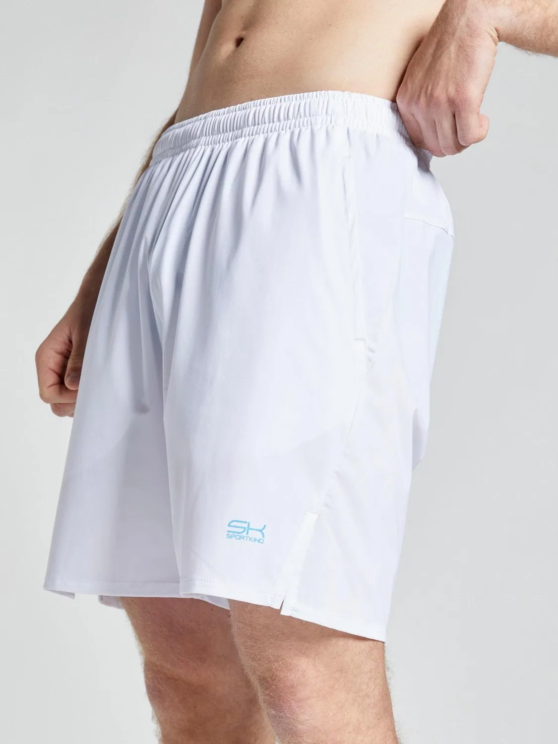 Спортивные шорты Sportkind Regular Workout Pants Performance Shorts белого цвета