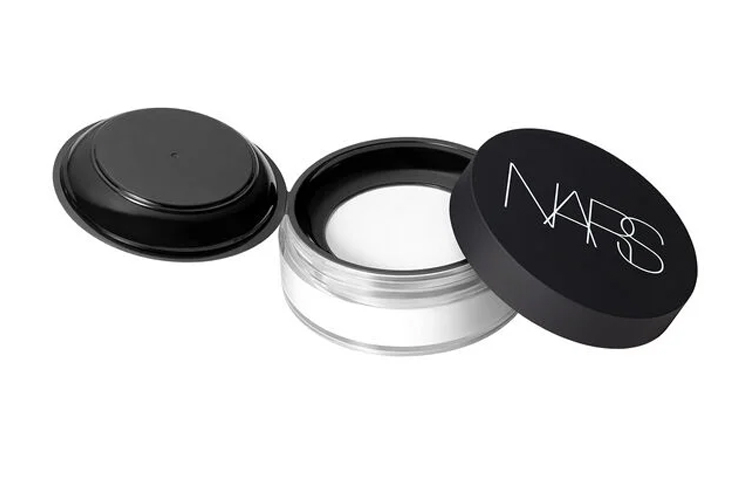 Пудра Reflective Powder Puff для осветления тона кожи и фиксации макияжа, 11 г NARS — фото 2