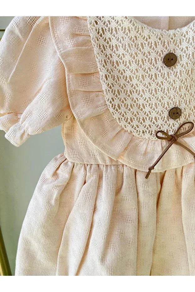 Детское платье для девочек с кружевным воротником Lace Collar Ruffle Baby Girl Dress Mbk Garden, Beige — фото 3