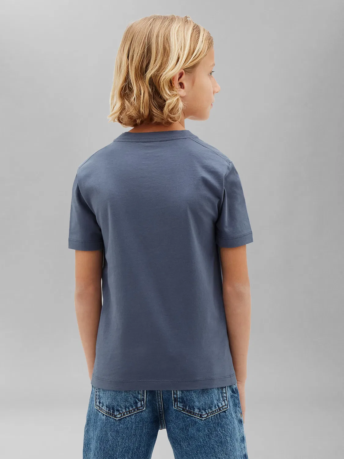 Джинсовая рубашка Calvin Klein Jeans, дымчато-голубая — фото 4