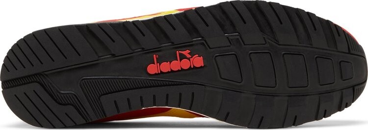 Кроссовки Foot Locker x N9002 Rocky Balboa Sagas 45th Anniversary - Ivan Drago, красный — фото 4