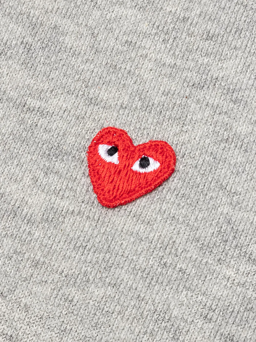 Свитшот на молнии с вышитыми сердцами Comme Des Garçons Play, серый — фото 4