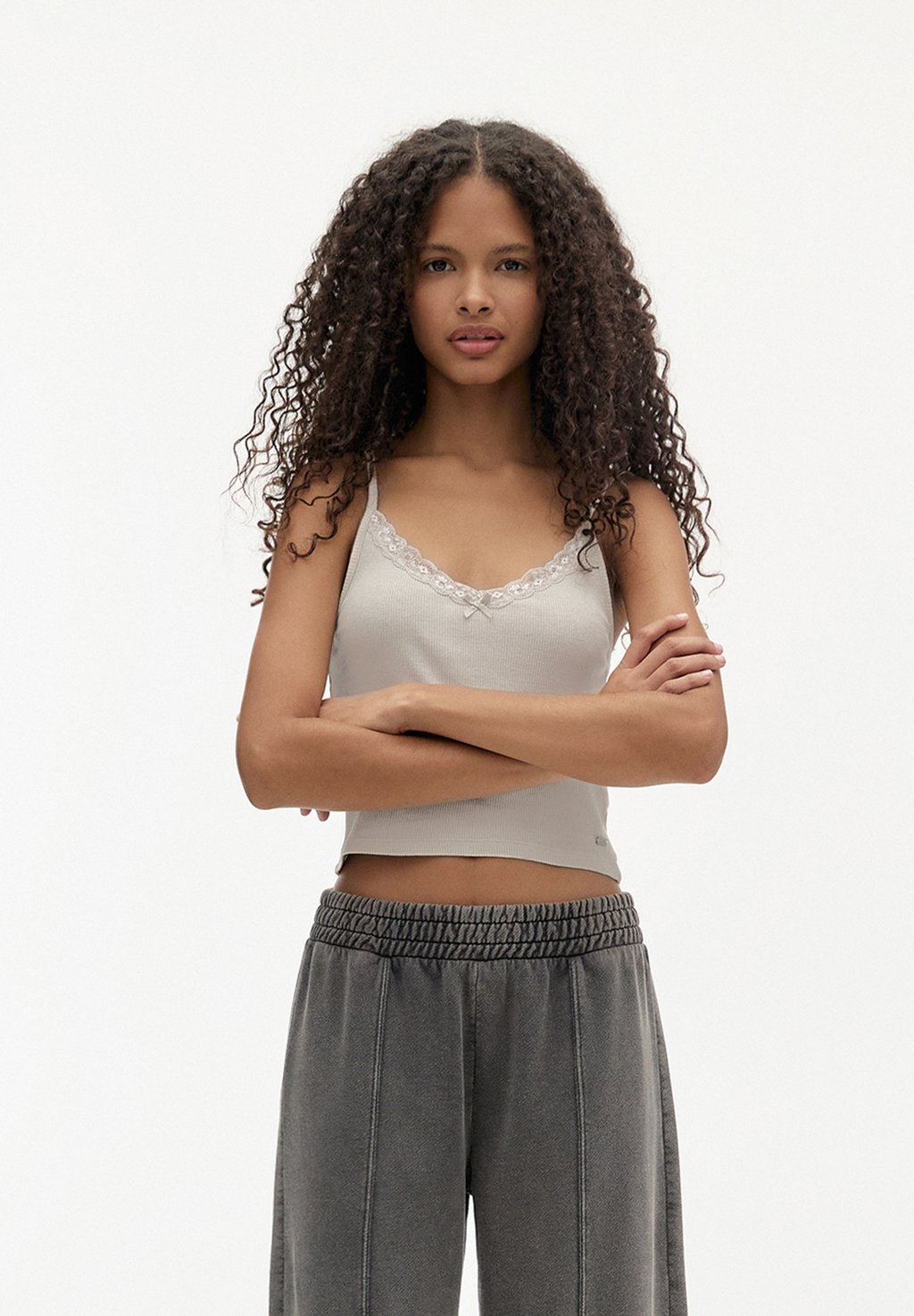 

Топ STRAPPY CAMISOLE PULL&BEAR, серый