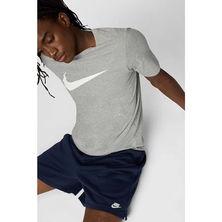 Футболка спортивная с принтом Sportswear Clup Swoosh Nike, Серый — фото 3