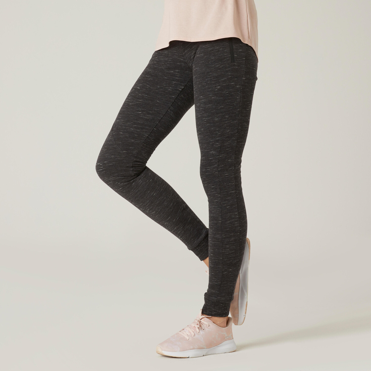 

Спортивные штаны Fitness Slim 520 женские - темно-серые DOMYOS, черный