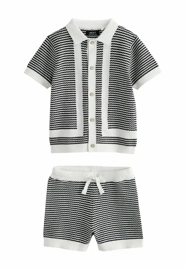 Комплект из футболки и шорт, полосатый, Set от Next, White, белый/черный