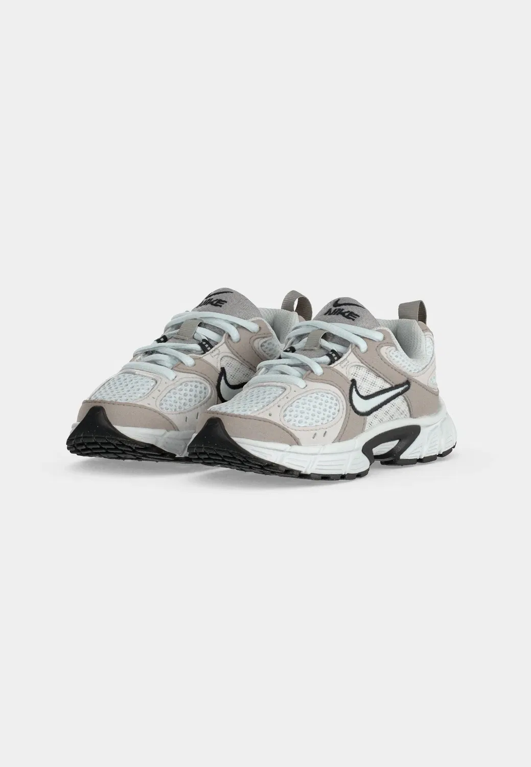 V5 rnr lace унисекс - кроссовки Nike Sportswear, Off White/College Grey/Grey Fog/Vast Grey/Black — фото 3
