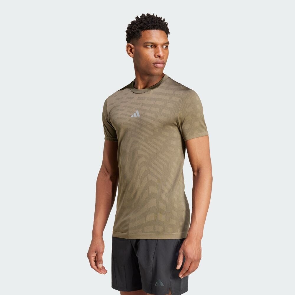 

Футболка Adidas Gym + Training Seamless Short Sleeve T-Shirt, цвет Olive Strata/Shadow Olive