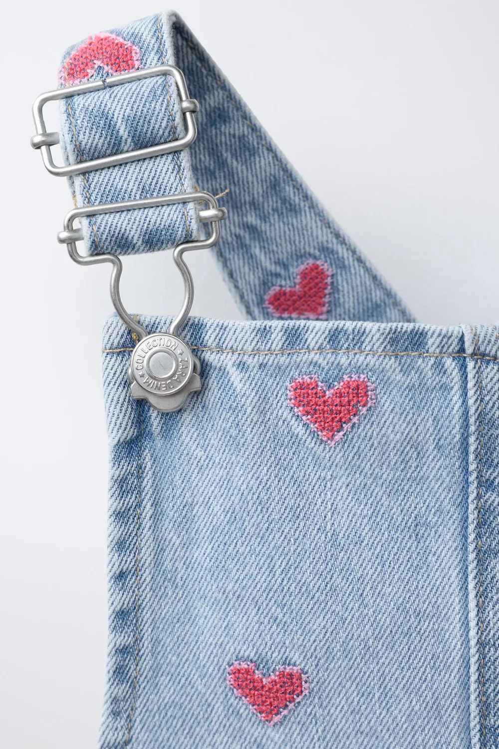 Джинсовые короткие комбинезоны с вышитым сердечком ZARA, Blue — фото 3