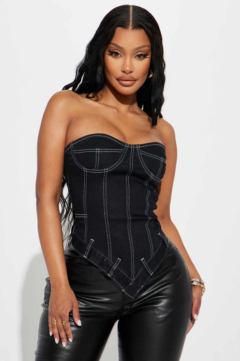 

Топ Fashion Nova GW22C1244, черный