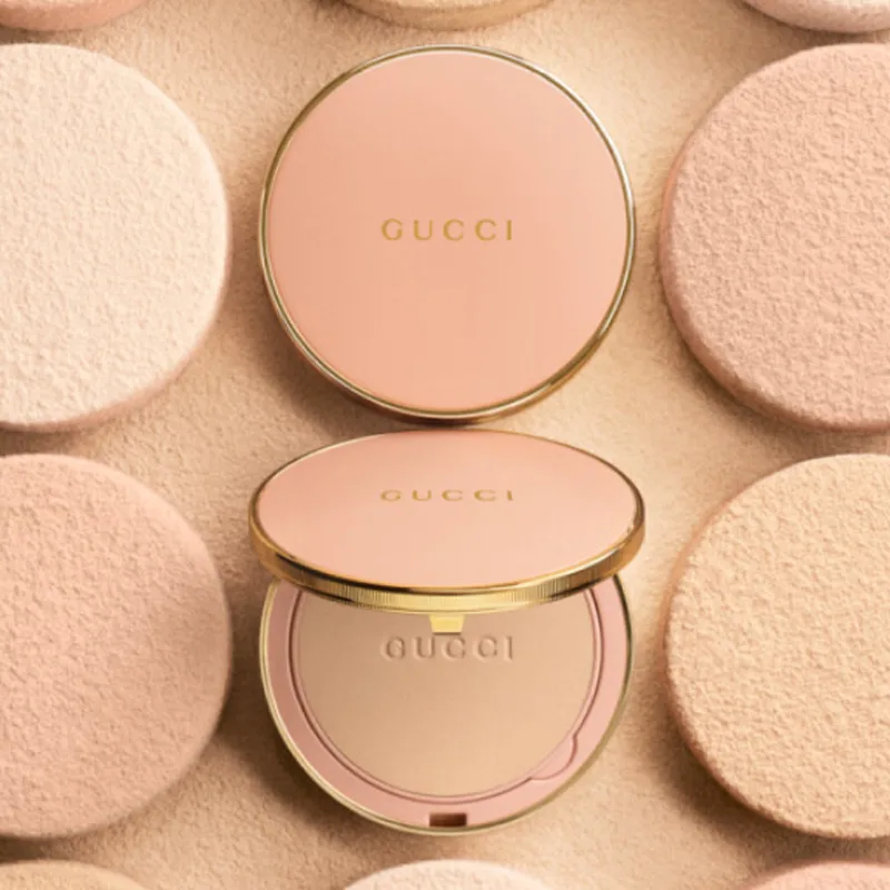 GUCCI Компактная пудра и тональная основа лонг-ластинг в подарок, Two-Piece Set: Soft Matte Long-Lasting Makeup Liquid Foundation #130W 30ml+Soft Focus Powder #000 10g — фото 3