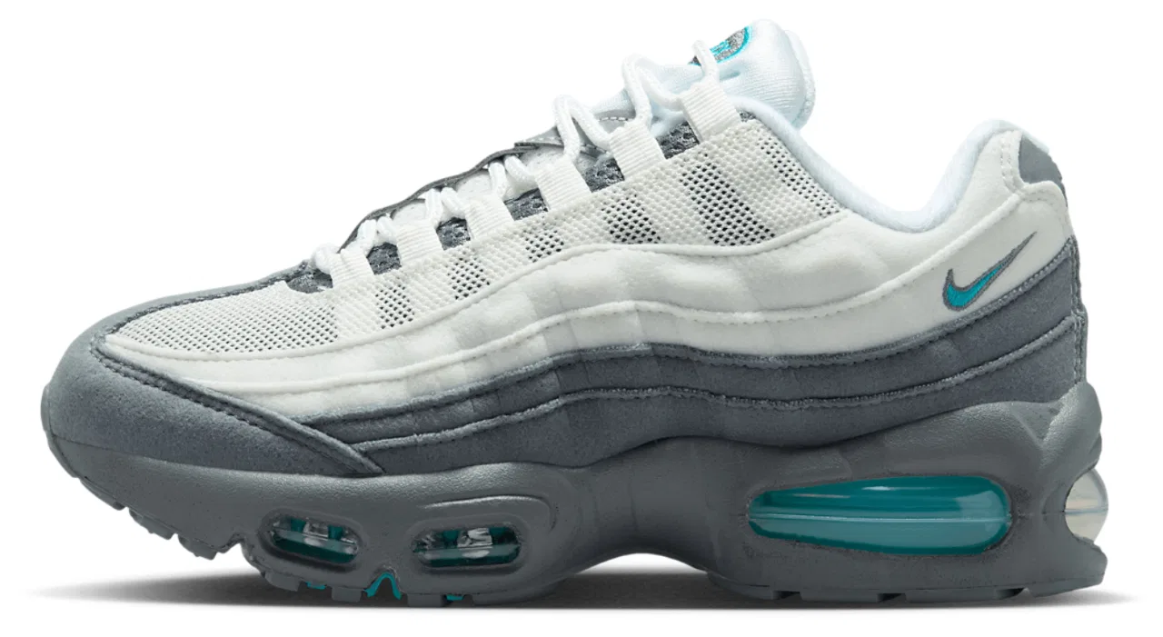 Кроссовки для мальчиков Air Max 95 Nike, цвет Summit White/Dusty Cactus/Smoke Grey — фото 2