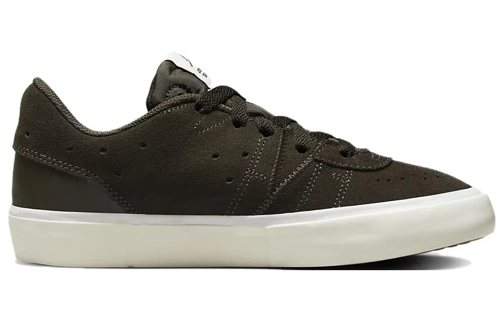 Детские кроссовки для скейтбординга с низким верхом Jordan Air Series ES Black — фото 3