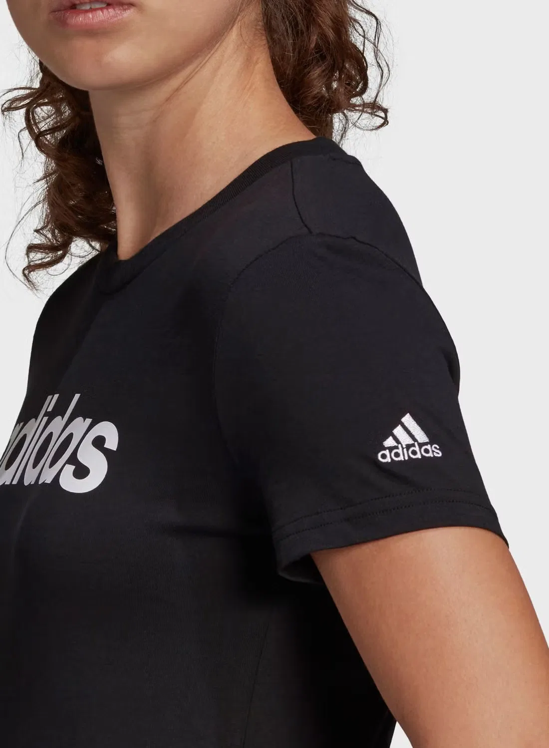 Футболка с принтом Linear Adidas, черный — фото 4