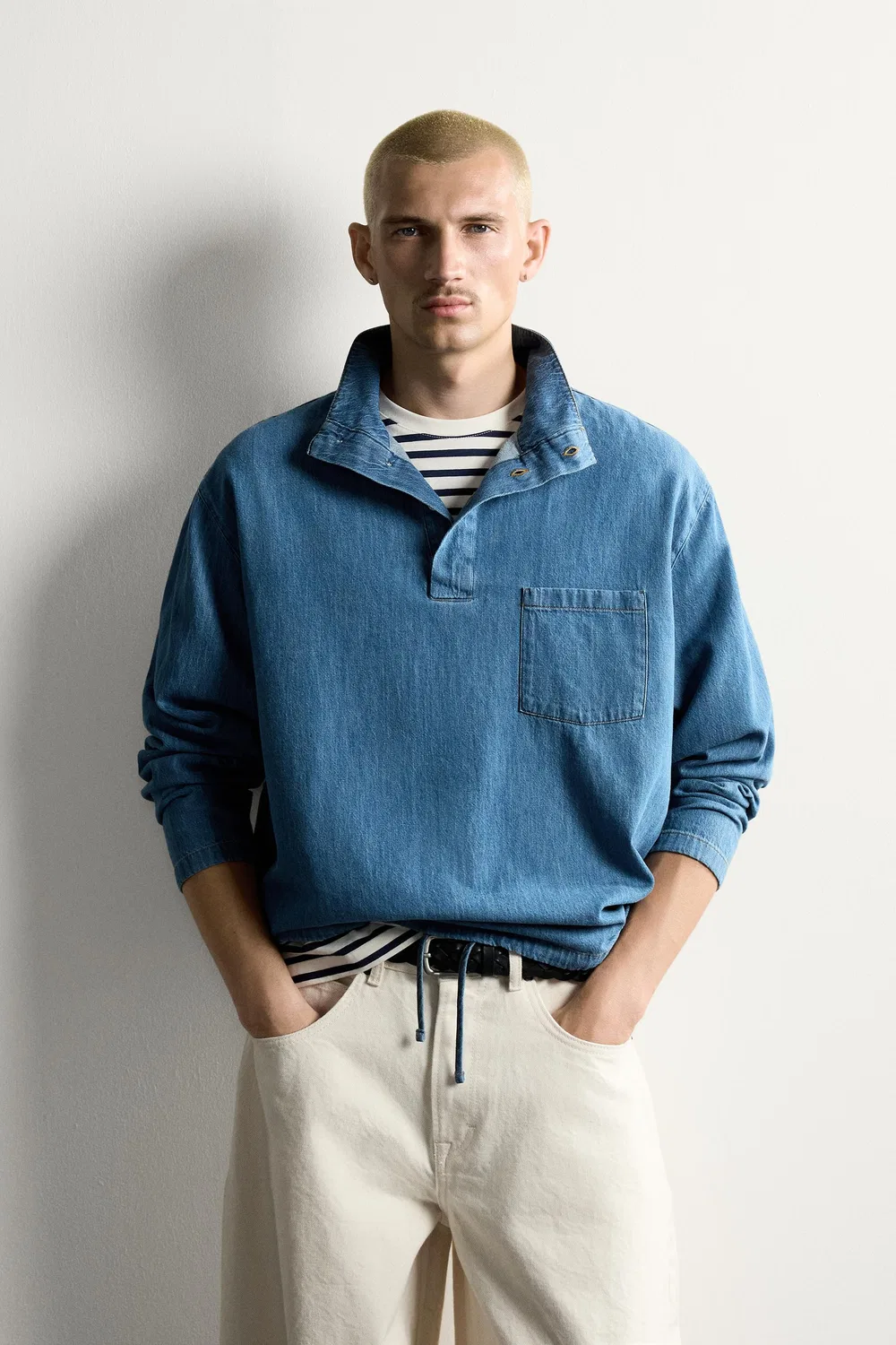 Легкая джинсовая рубашка-поло с эффектом потертости ZARA, Light blue — фото 2