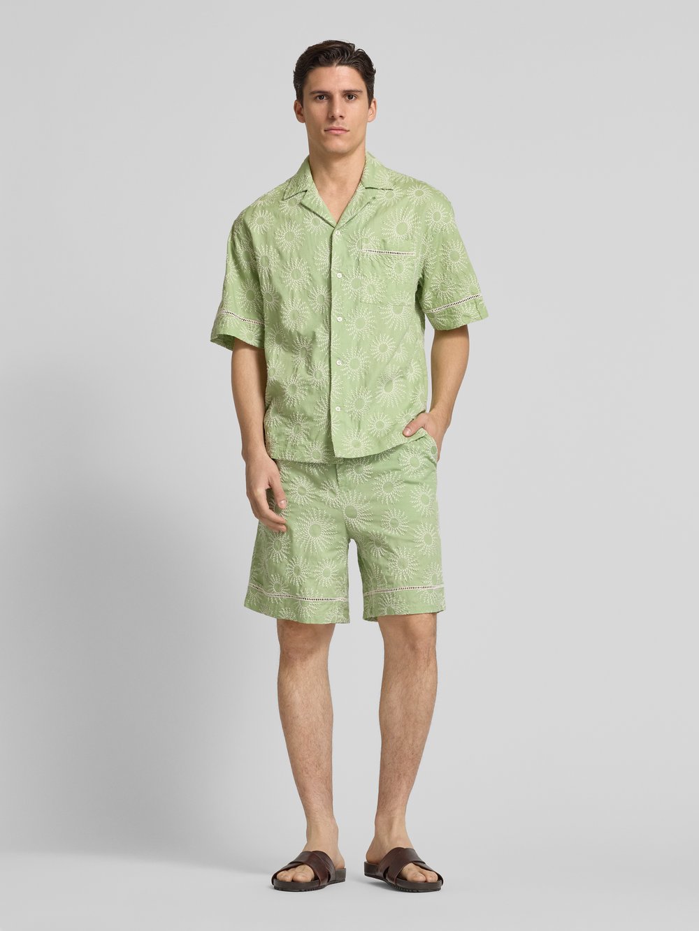 

Бермуды классического кроя с узорчатой ​​строчкой Scotch & Soda, светло-зеленый