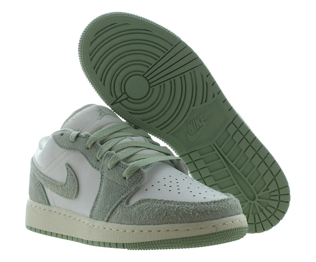 Детские кроссовки для мальчиков из замши Air Jordan 1 Low Se Big Kids Shoes NIKE, White Seafoam Vela — фото 4