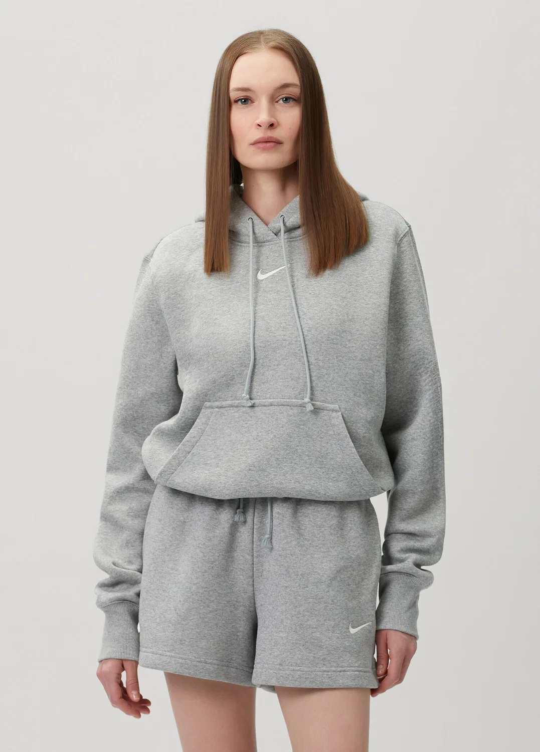 Свитшот с капюшоном Nike Phoenix Fleece, черно-серый — фото 3
