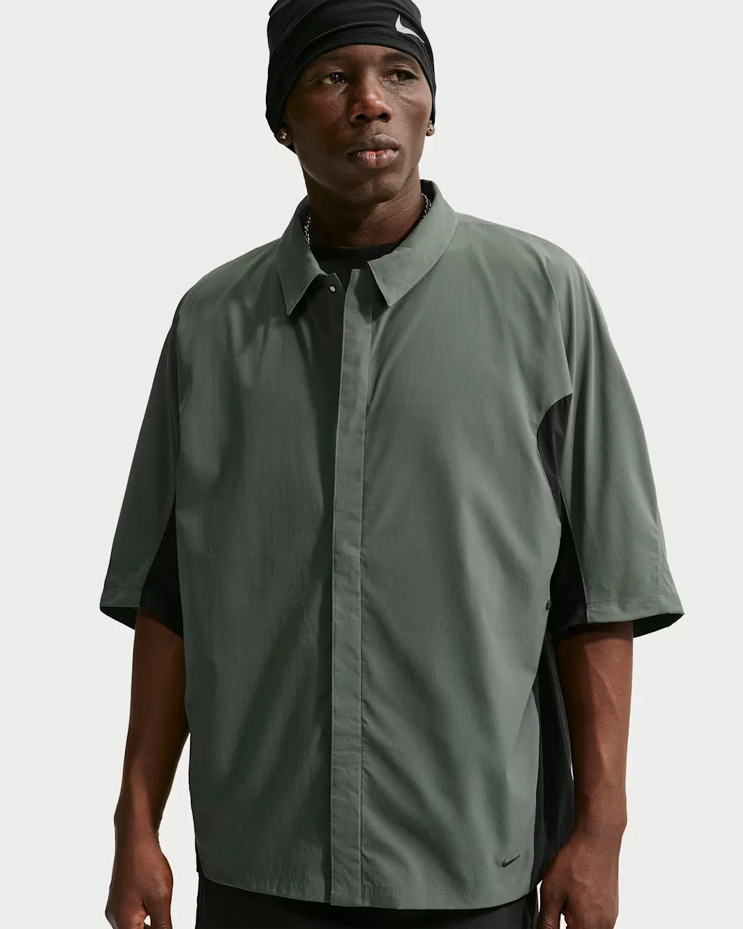Мужская футболка с коротким рукавом Dri-FIT Nike Tech Helios, Camo Green/Black/Black