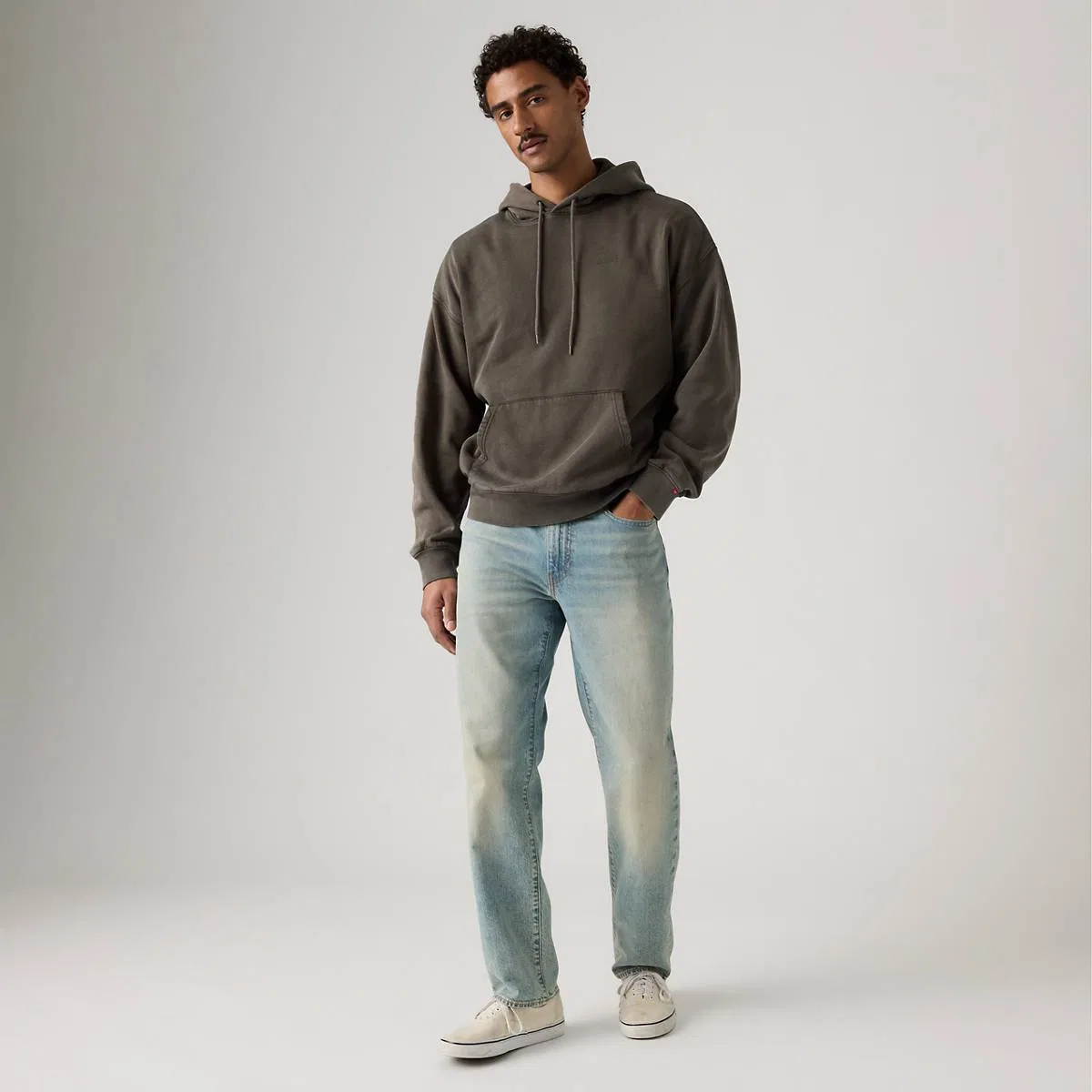 Мужские джинсы 541 с зауженным кроем Levi's, Filtered Sunlight - Light Wash