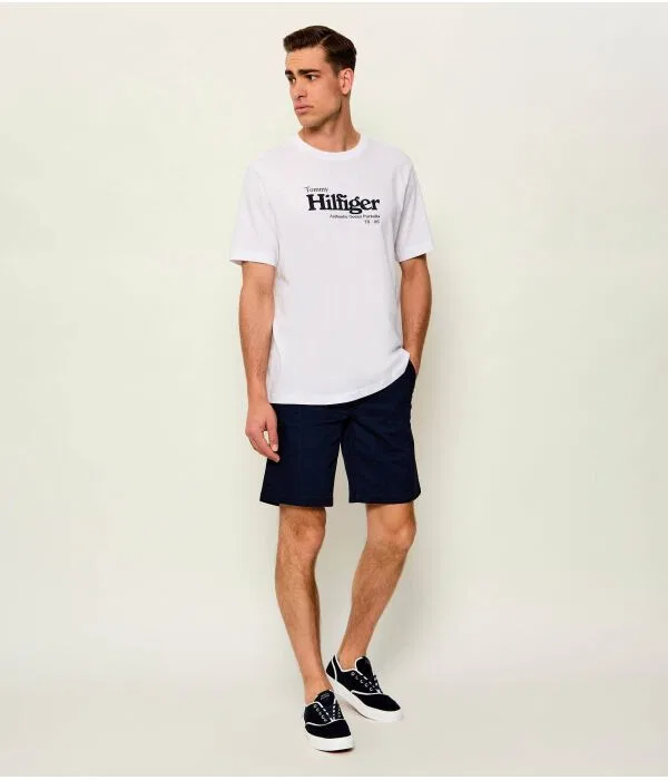 Мужская футболка хлопковая с круглым вырезом Regular Fit Tommy Hilfiger, белый — фото 2
