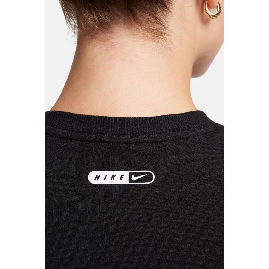Женская футболка Nike Sportswear с принтом Swoosh, Черный — фото 4