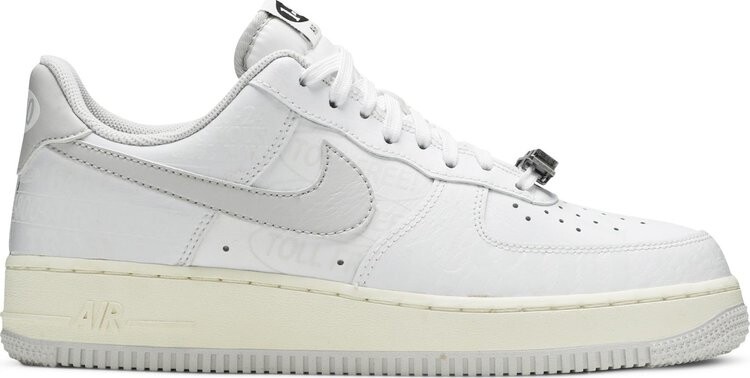 

Кроссовки Nike Air Force 1 '07 Premium '1-800 Toll Free', белый, Белый;серый, Кроссовки Nike Air Force 1 '07 Premium '1-800 Toll Free', белый