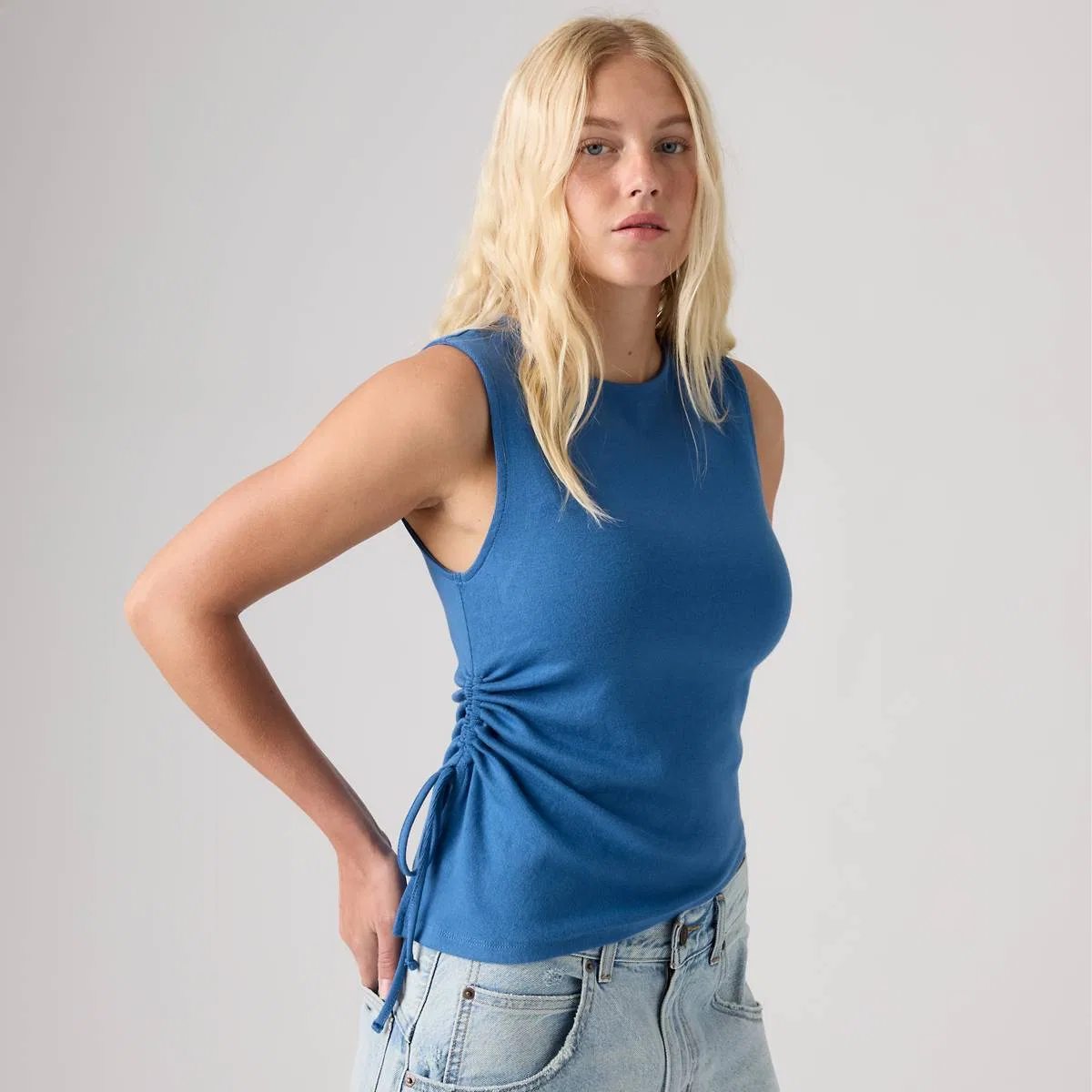 Асимметричный топ без рукавов от Alila Levi's, Delft - Blue