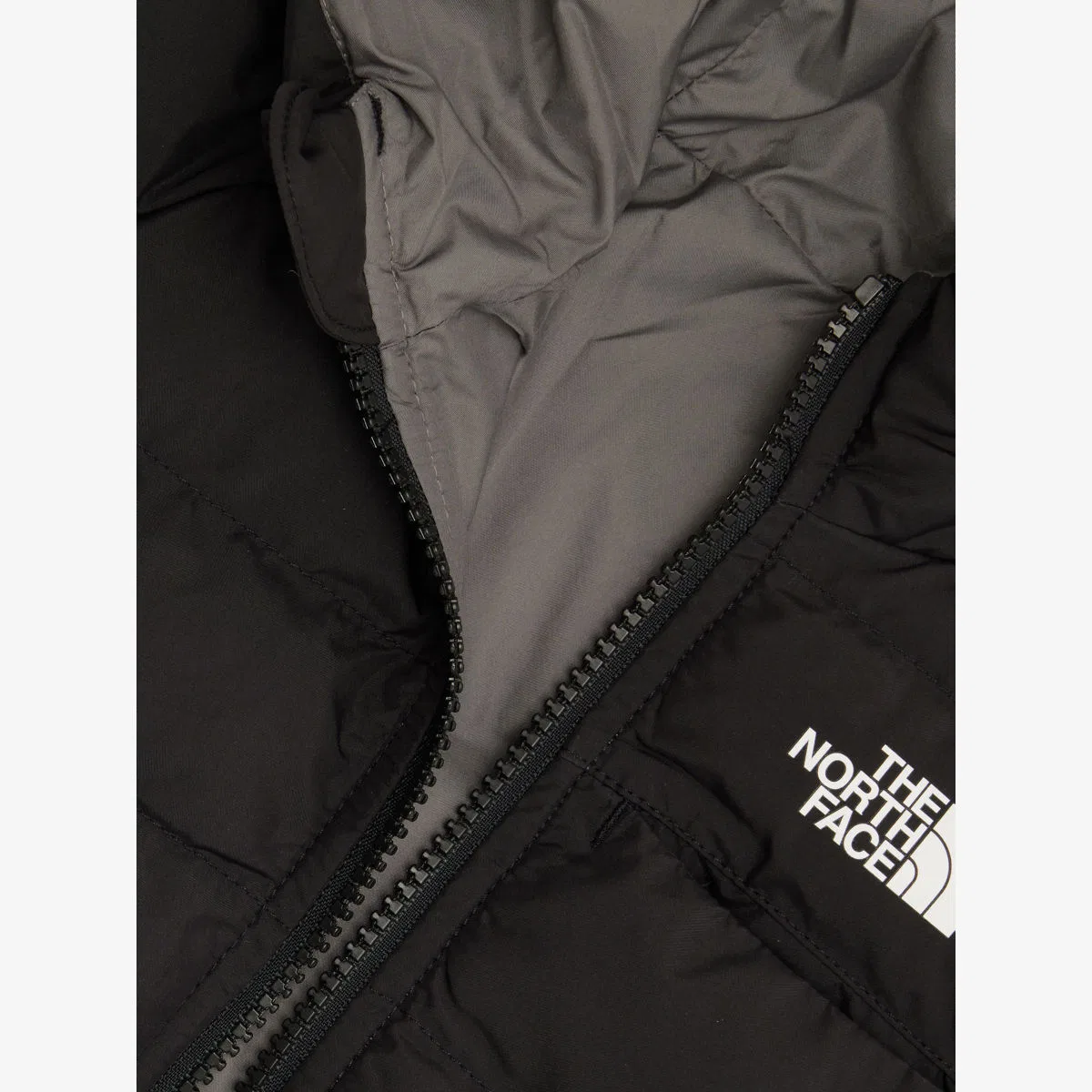 Двусторонняя тканая куртка с капюшоном Perrito, размер 6-24 месяца The North Face, черный — фото 2