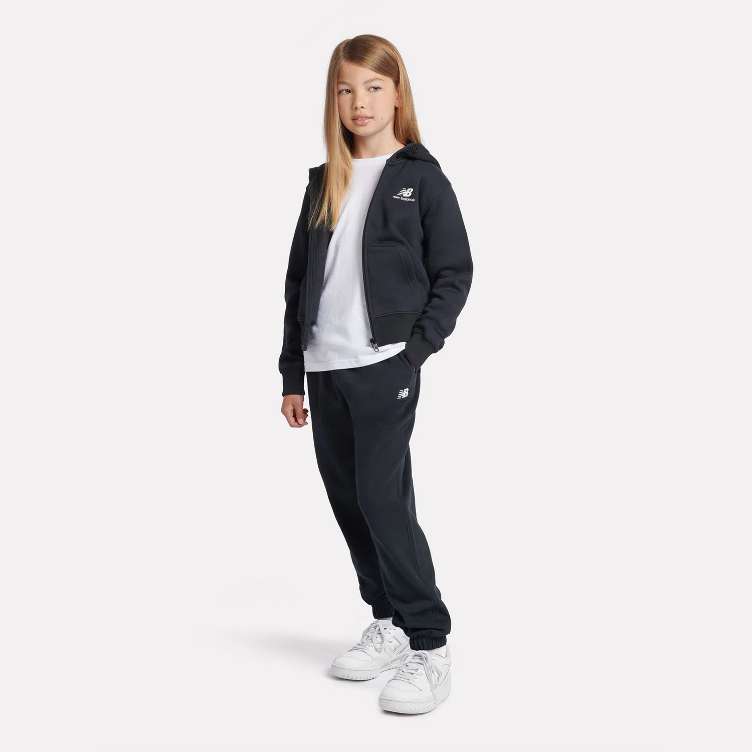 Детские джоггеры свободного кроя с вышивкой FT Small Logo New Balance, Black — фото 2