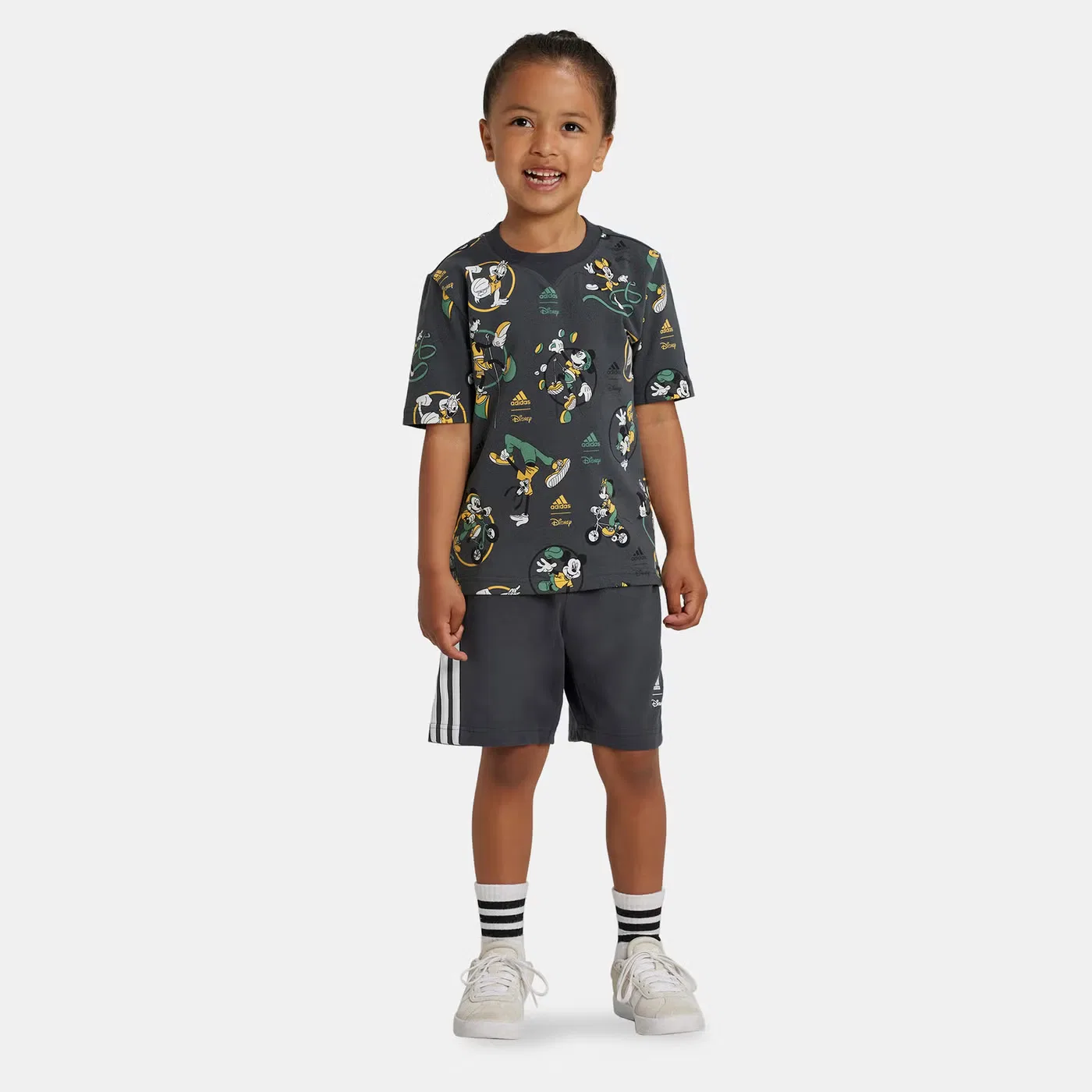 Комплект футболки и шорт с принтом Disney Mickey Mouse Adidas, серый